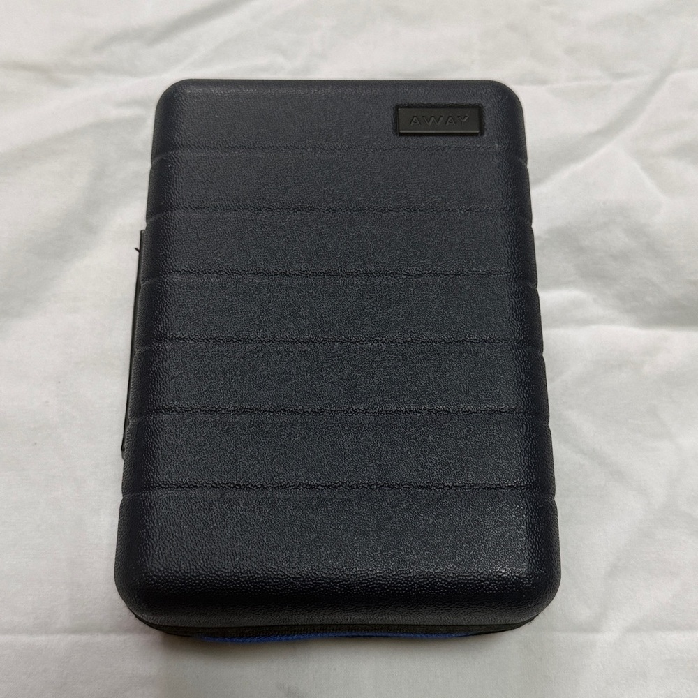 Away United Airlines Travel Hard Mini Case